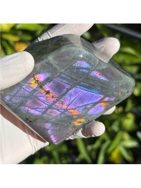 1.06 Pounds - Sunset Flash Labradorite Crystal Freeform